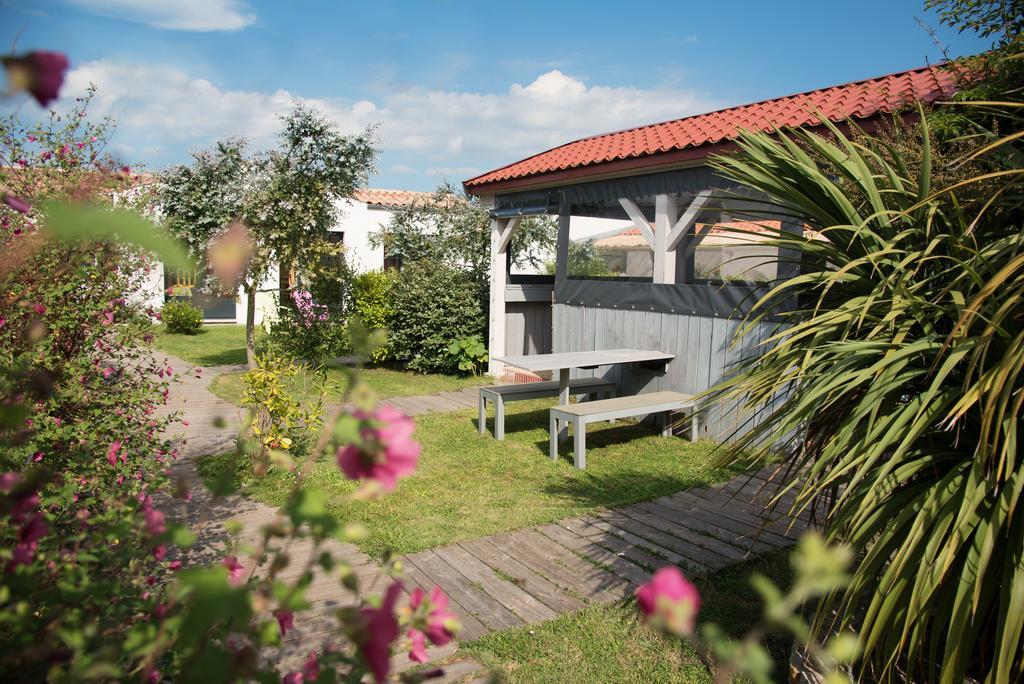 Motel Saint Georges D'Oleron Exteriör bild